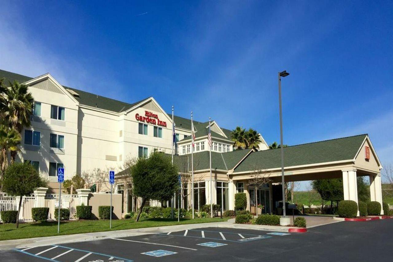Hilton Garden Inn Гилрой Экстерьер фото
