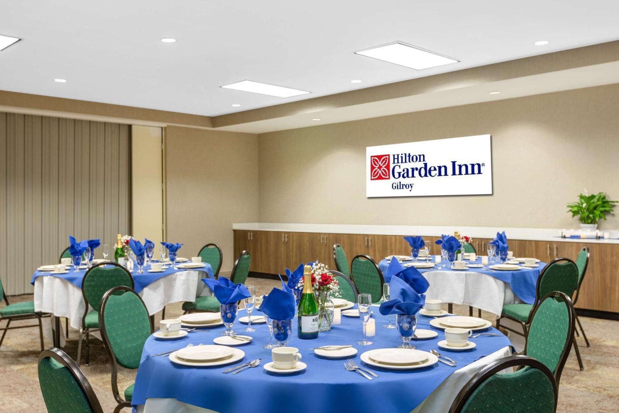 Hilton Garden Inn Гилрой Экстерьер фото