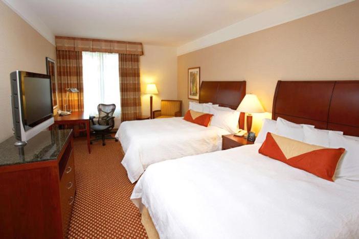 Hilton Garden Inn Гилрой Экстерьер фото