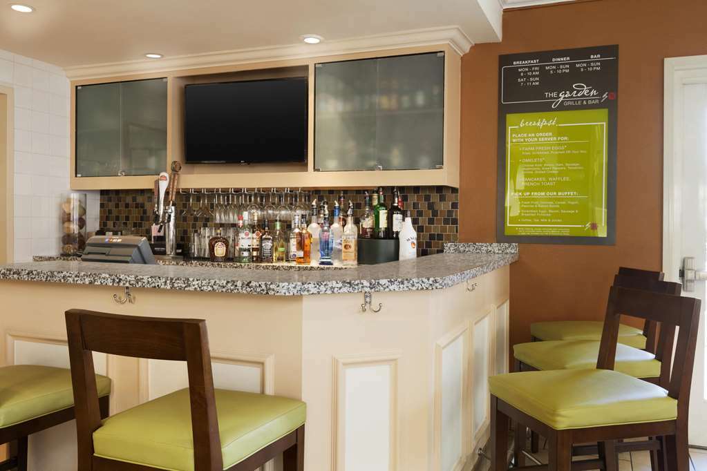 Hilton Garden Inn Гилрой Ресторан фото