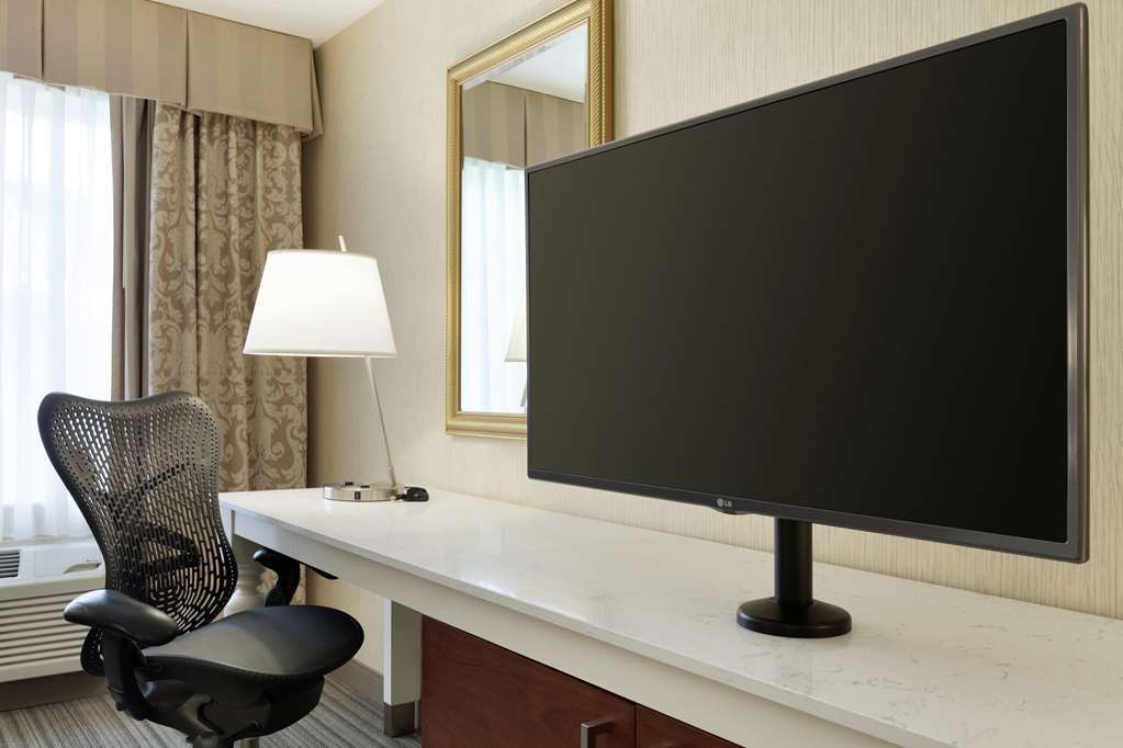 Hilton Garden Inn Гилрой Номер фото